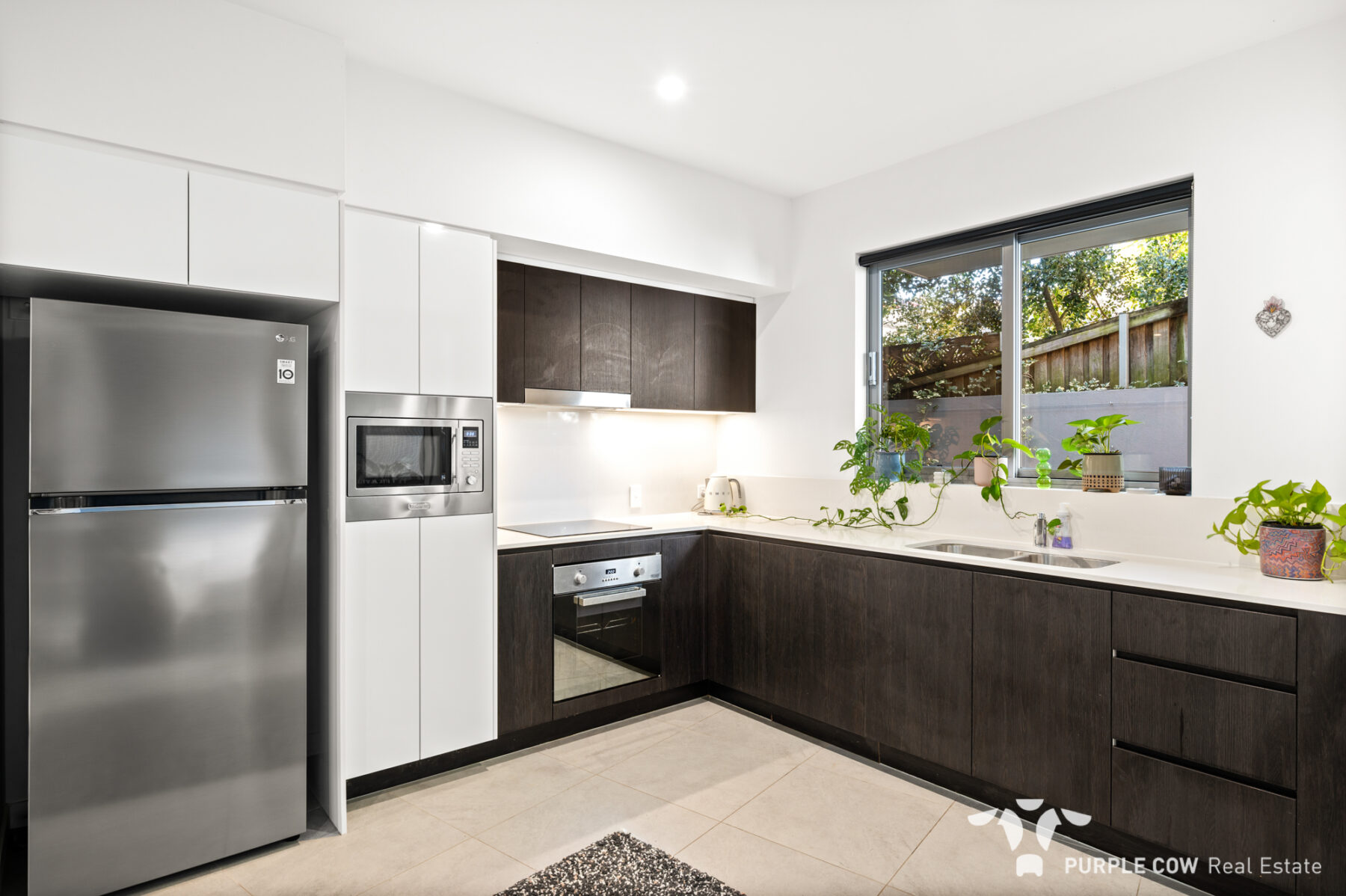 Rental: Holland Park, QLD, 4121 photo-4