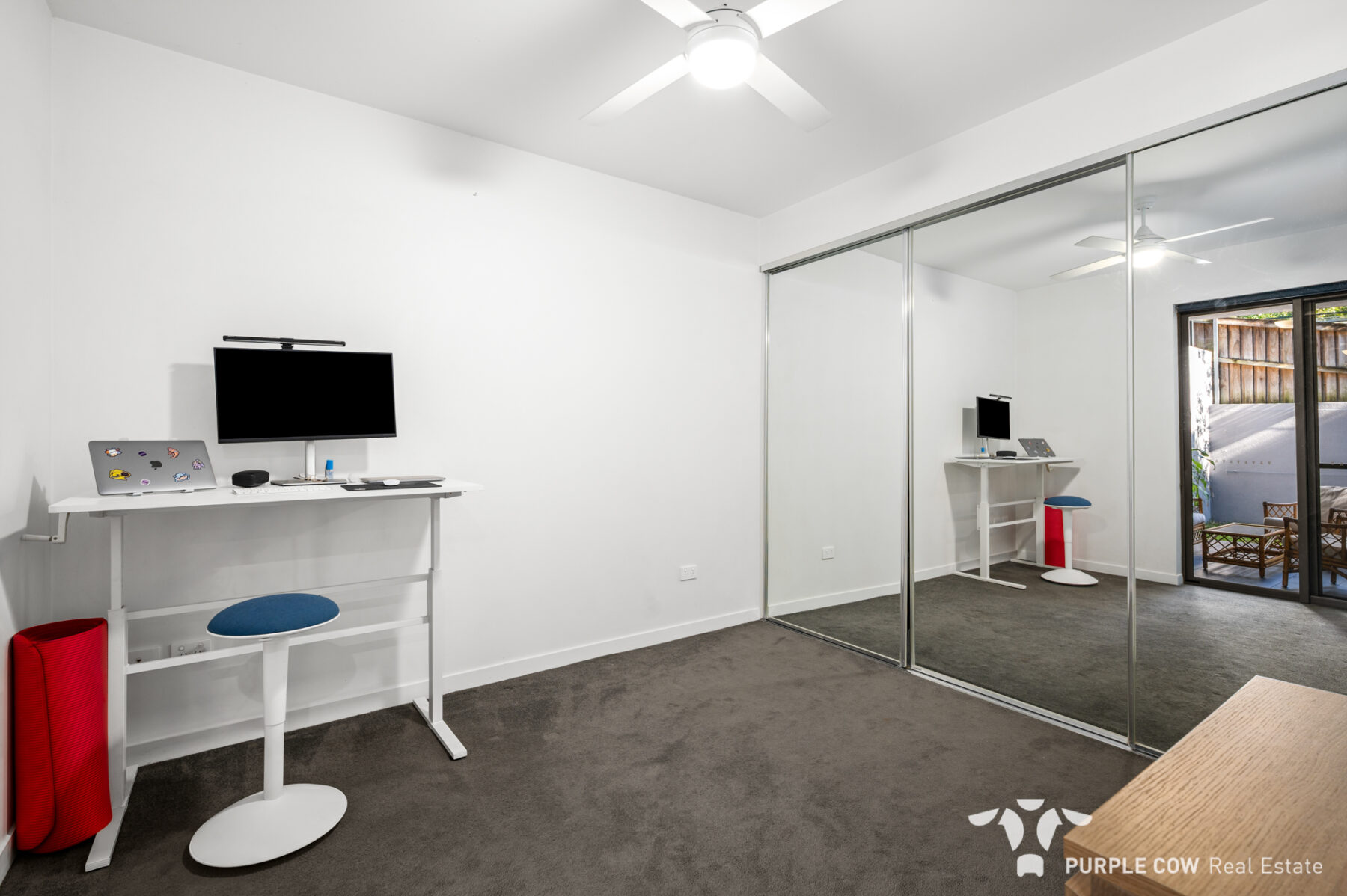 Rental: Holland Park, QLD, 4121 photo-6