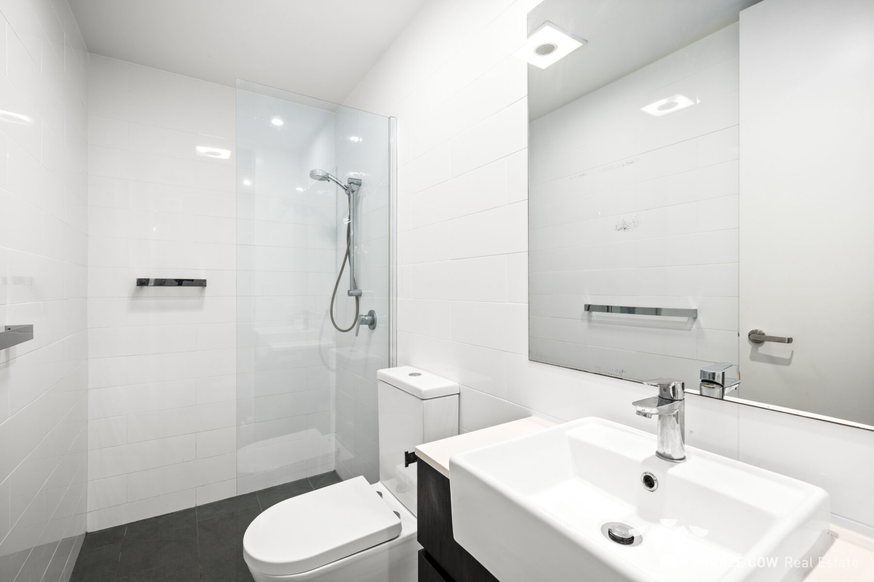 Rental: Holland Park, QLD, 4121 photo-8