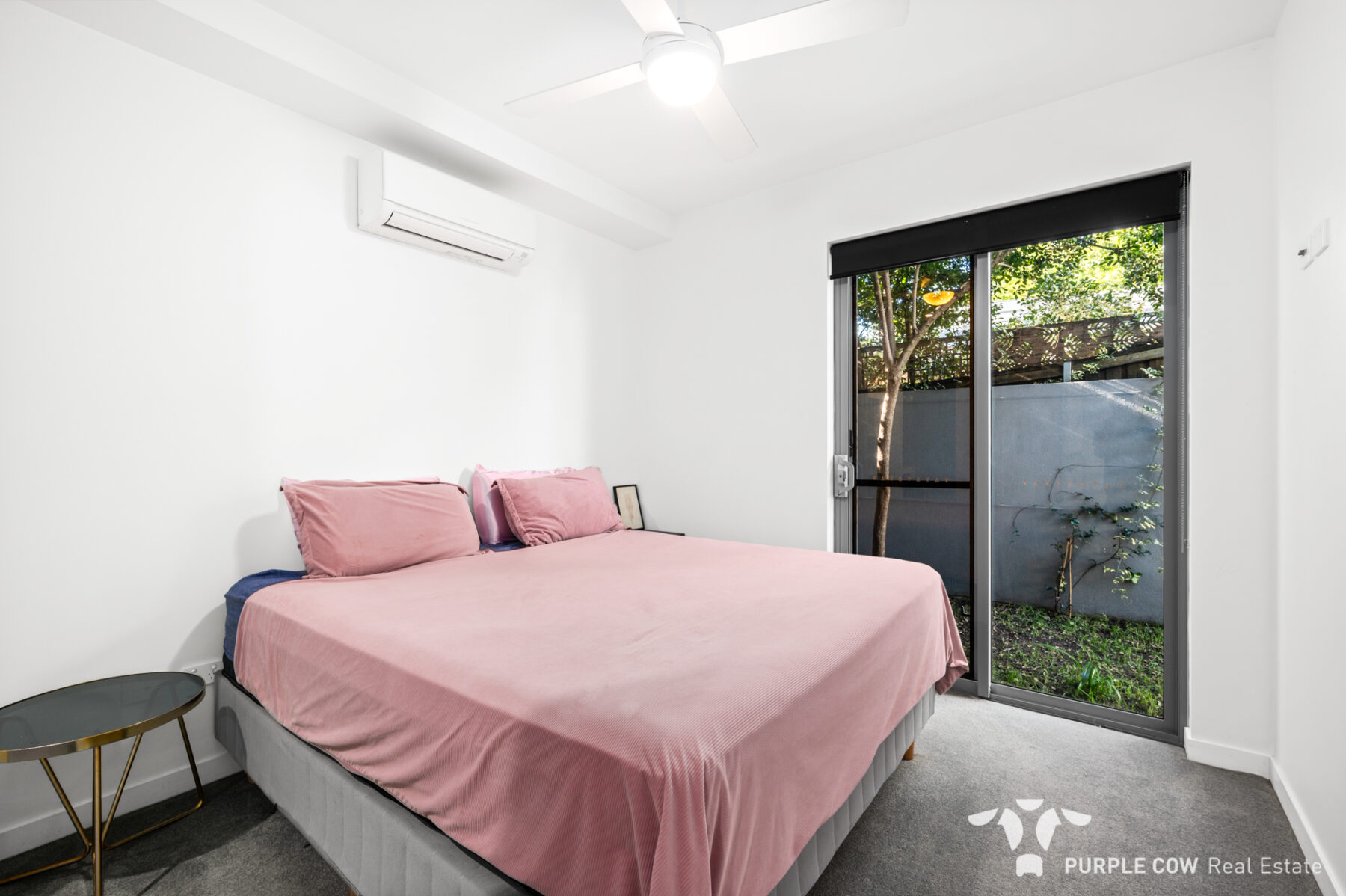 Rental: Holland Park, QLD, 4121 photo-9