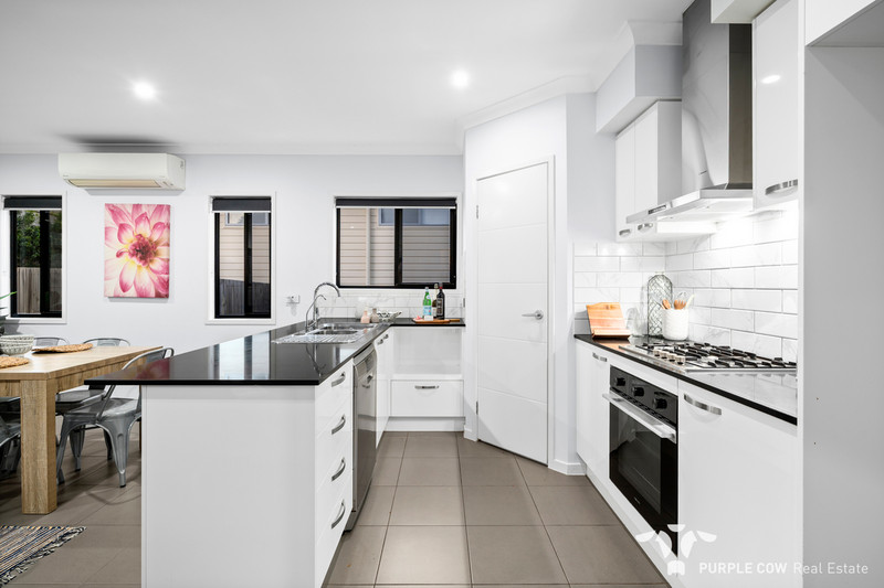 Rental: Springfield Lakes, QLD, 4300 photo-1