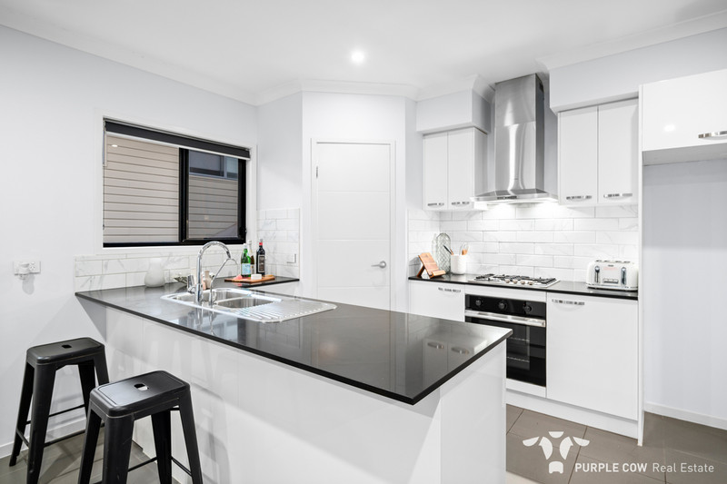 Rental: Springfield Lakes, QLD, 4300 photo-2