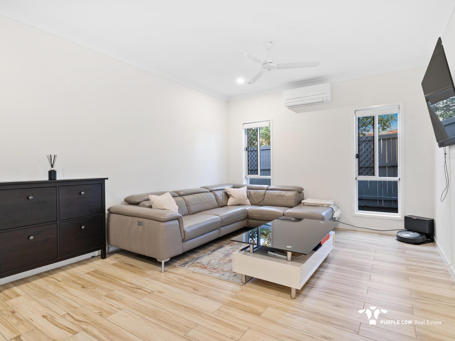 Rental: 18 Barrow Street, Springfield Lakes, QLD, 4300 photo-1