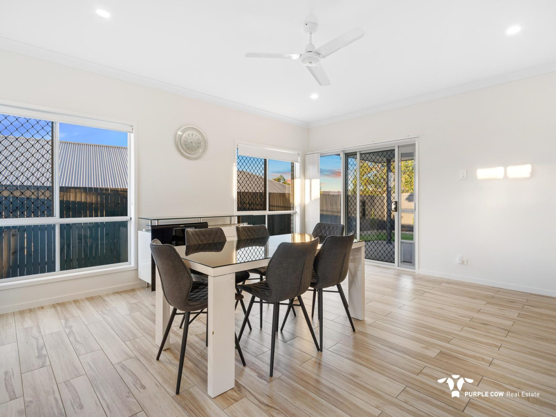 Rental: 18 Barrow Street, Springfield Lakes, QLD, 4300 photo-3