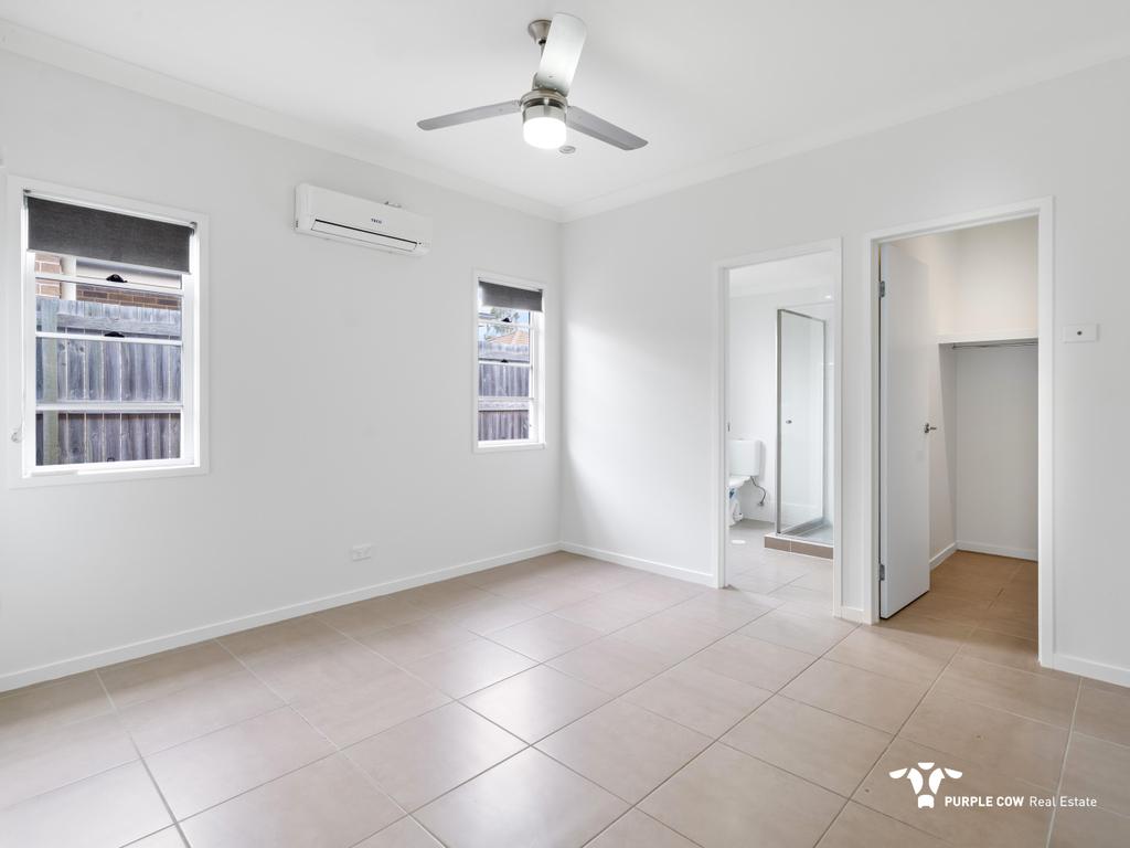 Rental: Springfield Lakes, QLD, 4300 photo-3
