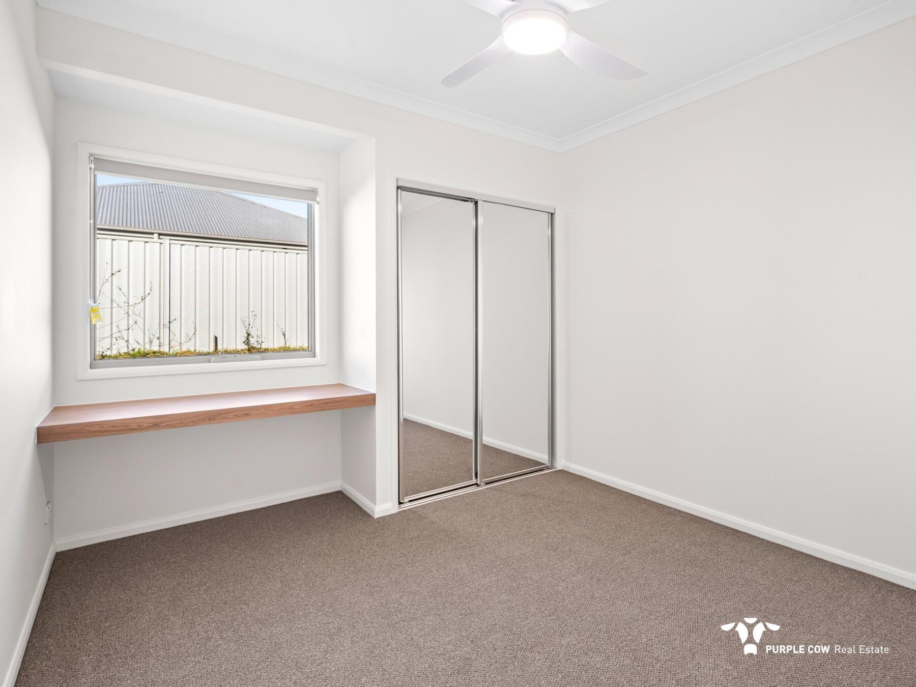 Rental: South Ripley, QLD, 4306 photo-4