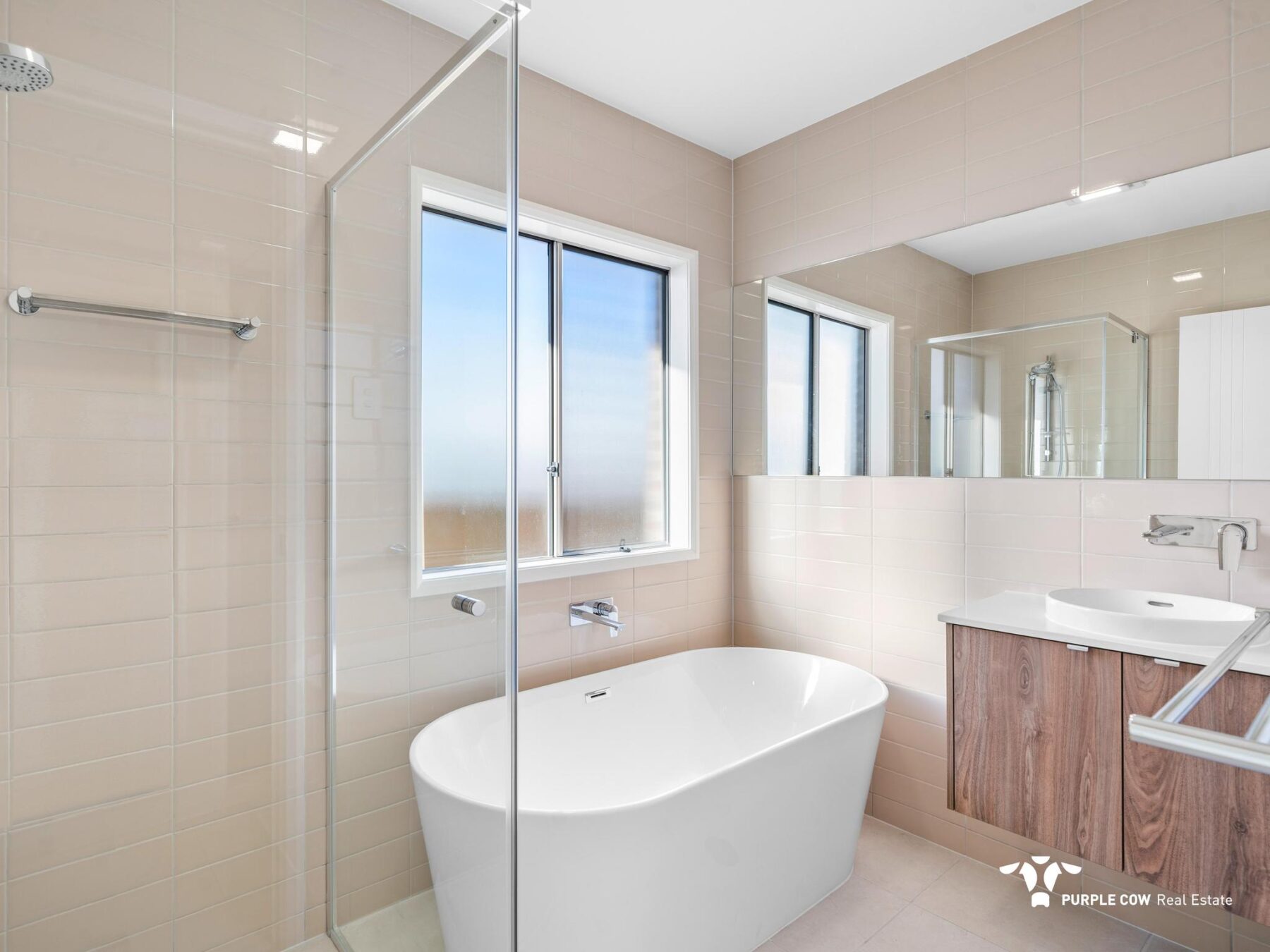 Rental: South Ripley, QLD, 4306 photo-7