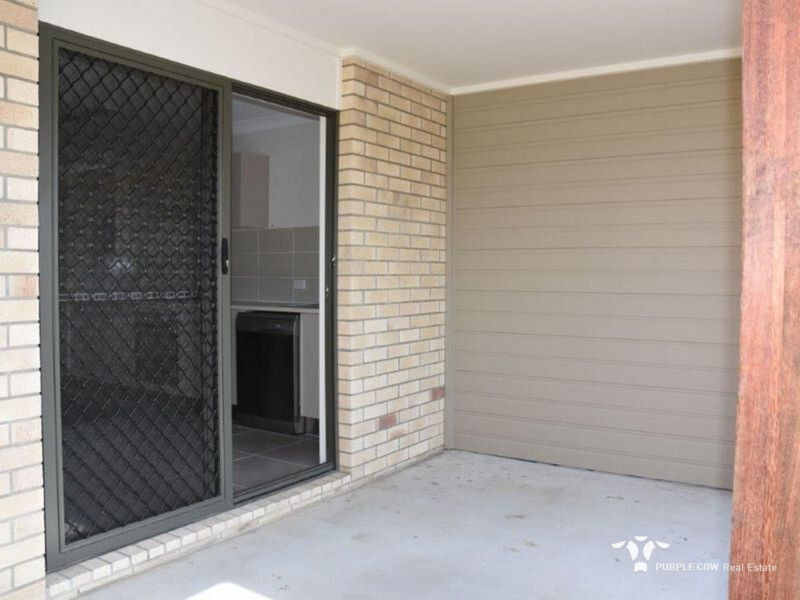 Rental: Redbank Plains, QLD, 4301 photo-6