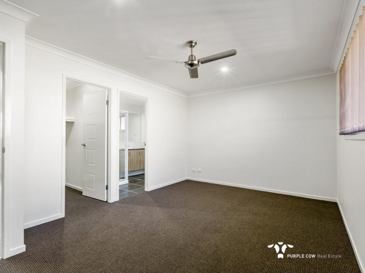 Rental: Pimpama, QLD, 4209 photo-3