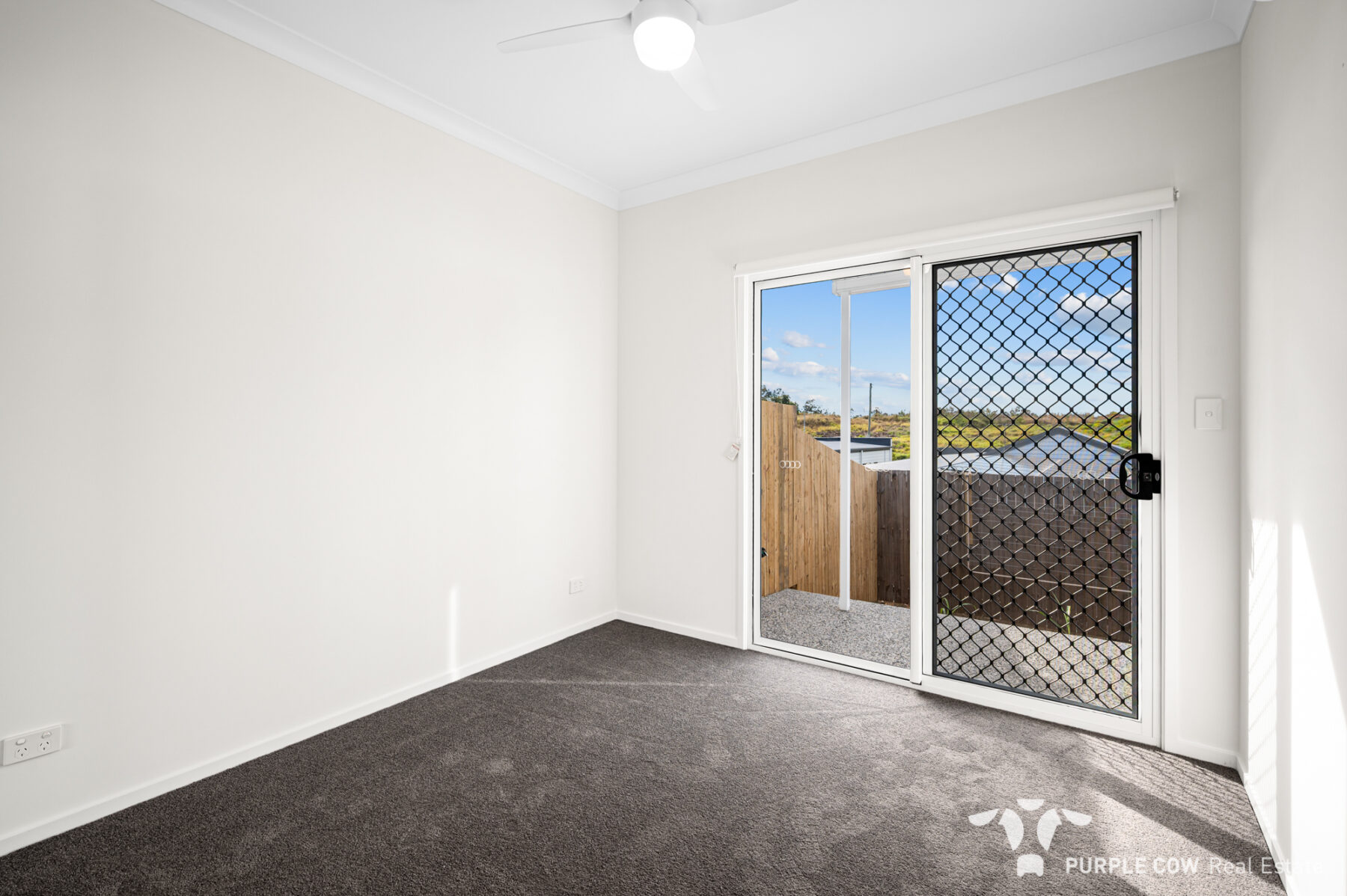 Rental: Redbank Plains, QLD, 4301 photo-3