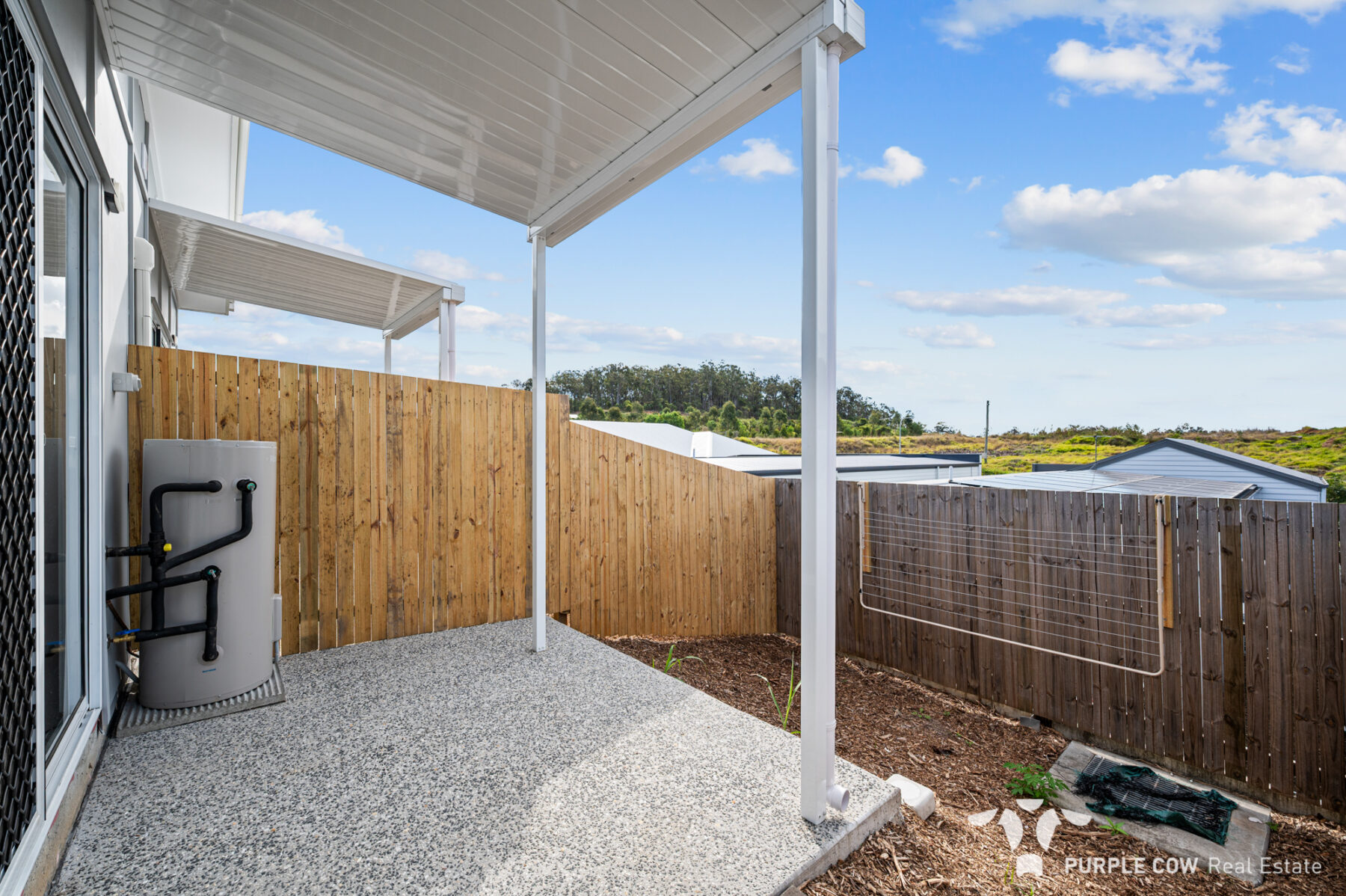 Rental: Redbank Plains, QLD, 4301 photo-6