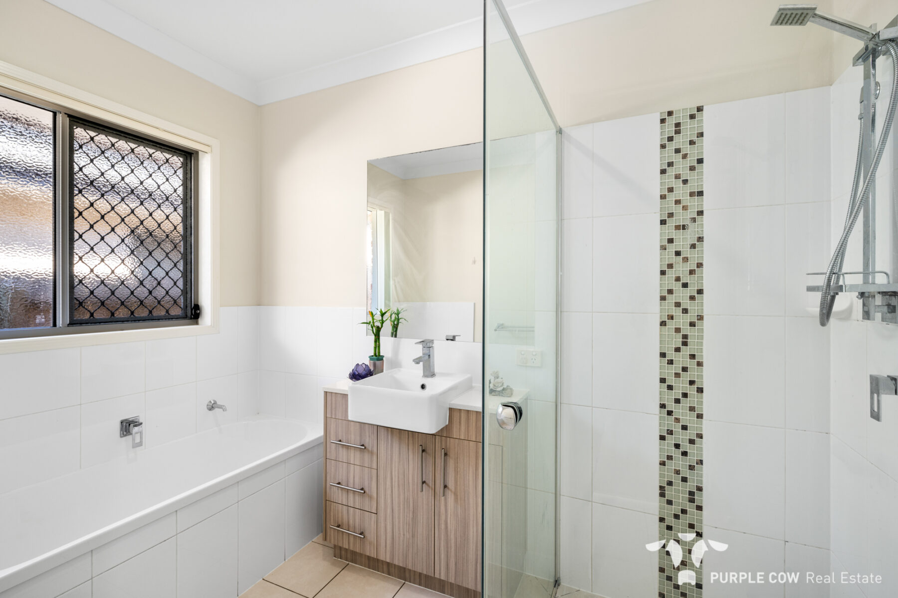Property: 19 Combs Street, Yarrabilba, QLD, 4207 photo-12