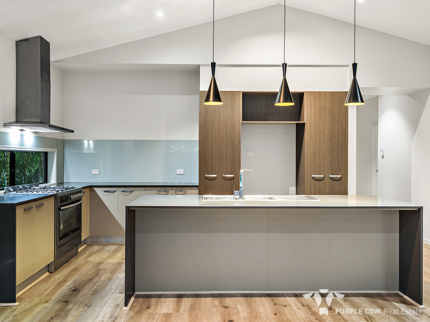 Rental: South Ripley, QLD, 4306 photo-2