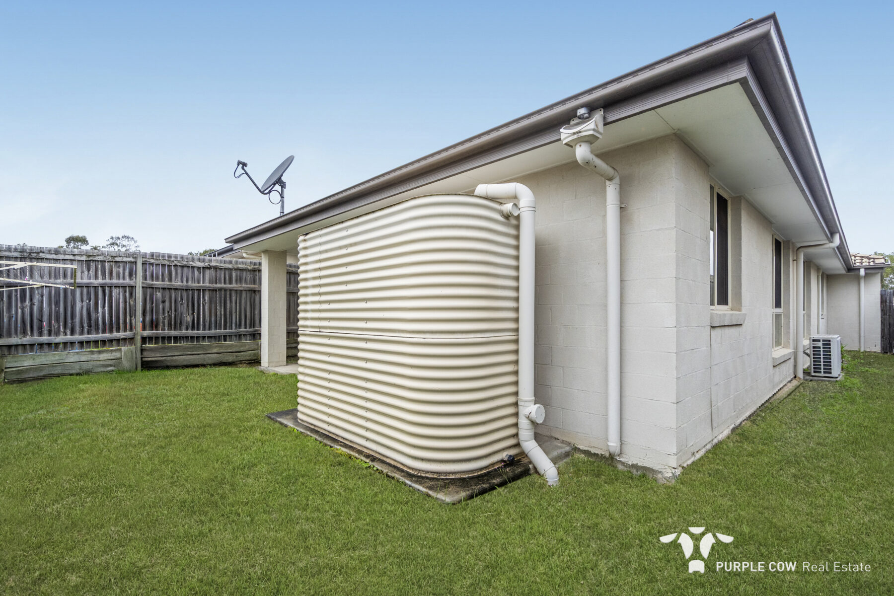 Rental: Augustine Heights, QLD, 4300 photo-14
