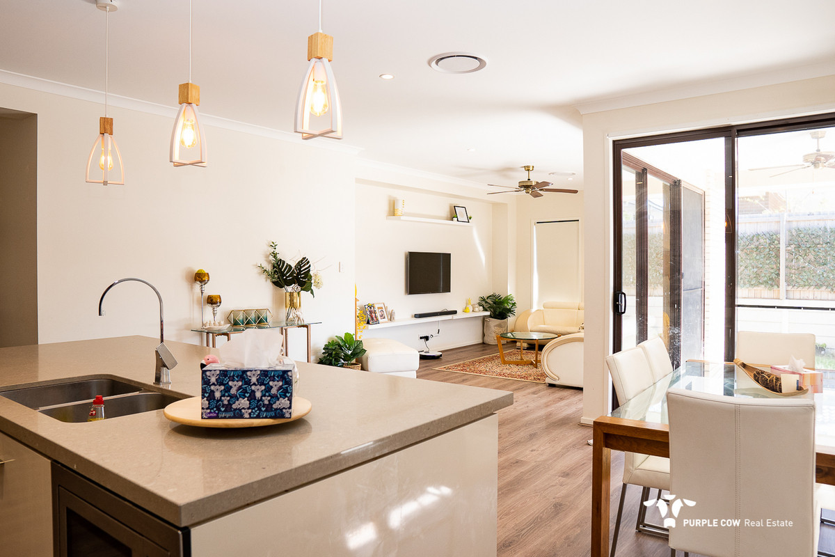 Rental: Spring Mountain, QLD, 4300 photo-1