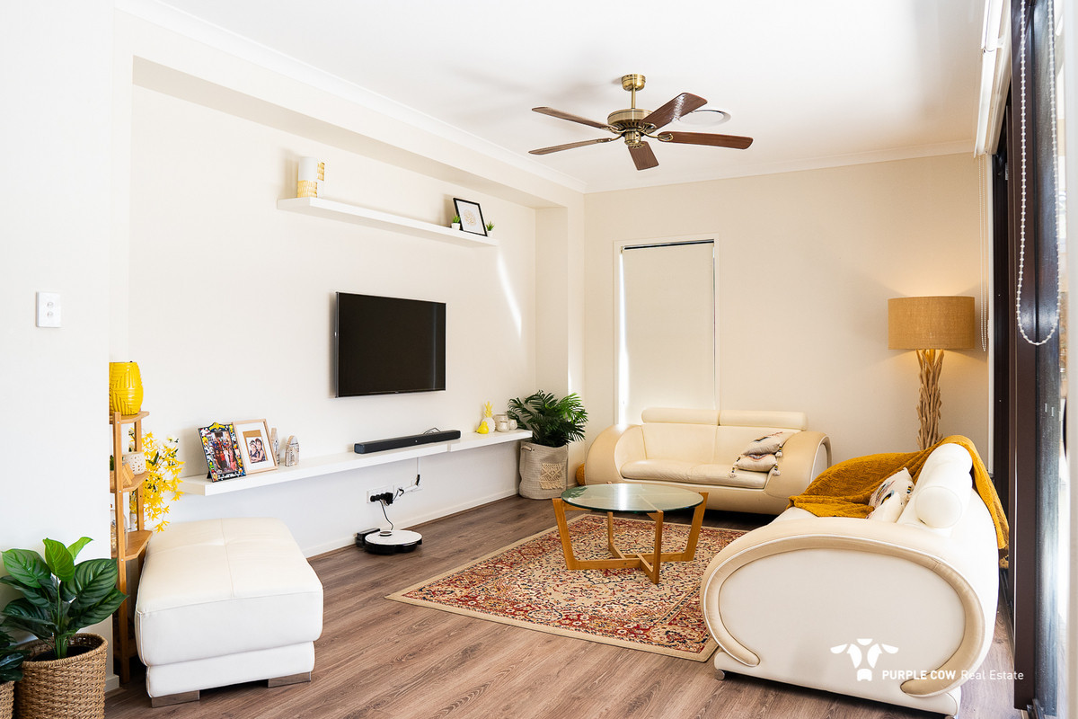 Rental: Spring Mountain, QLD, 4300 photo-2