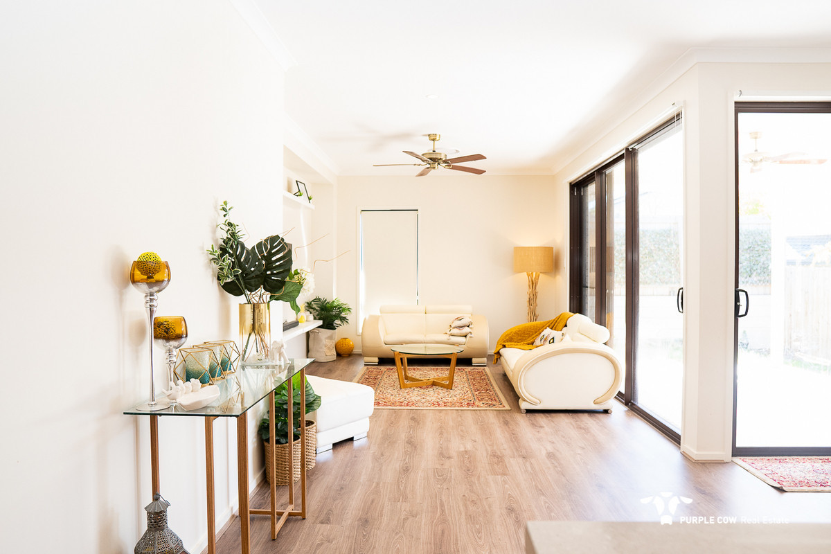 Rental: Spring Mountain, QLD, 4300 photo-6