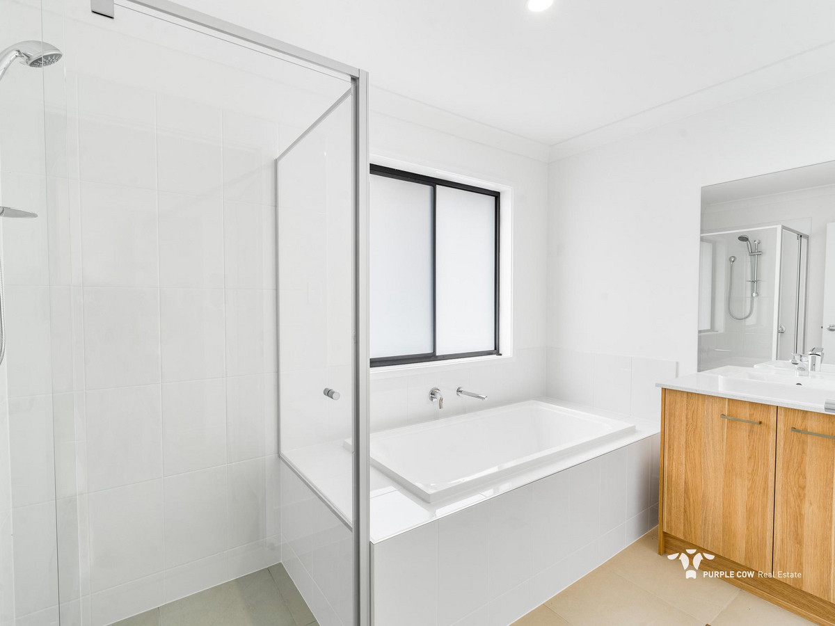 Rental: Plainland, QLD, 4341 photo-5