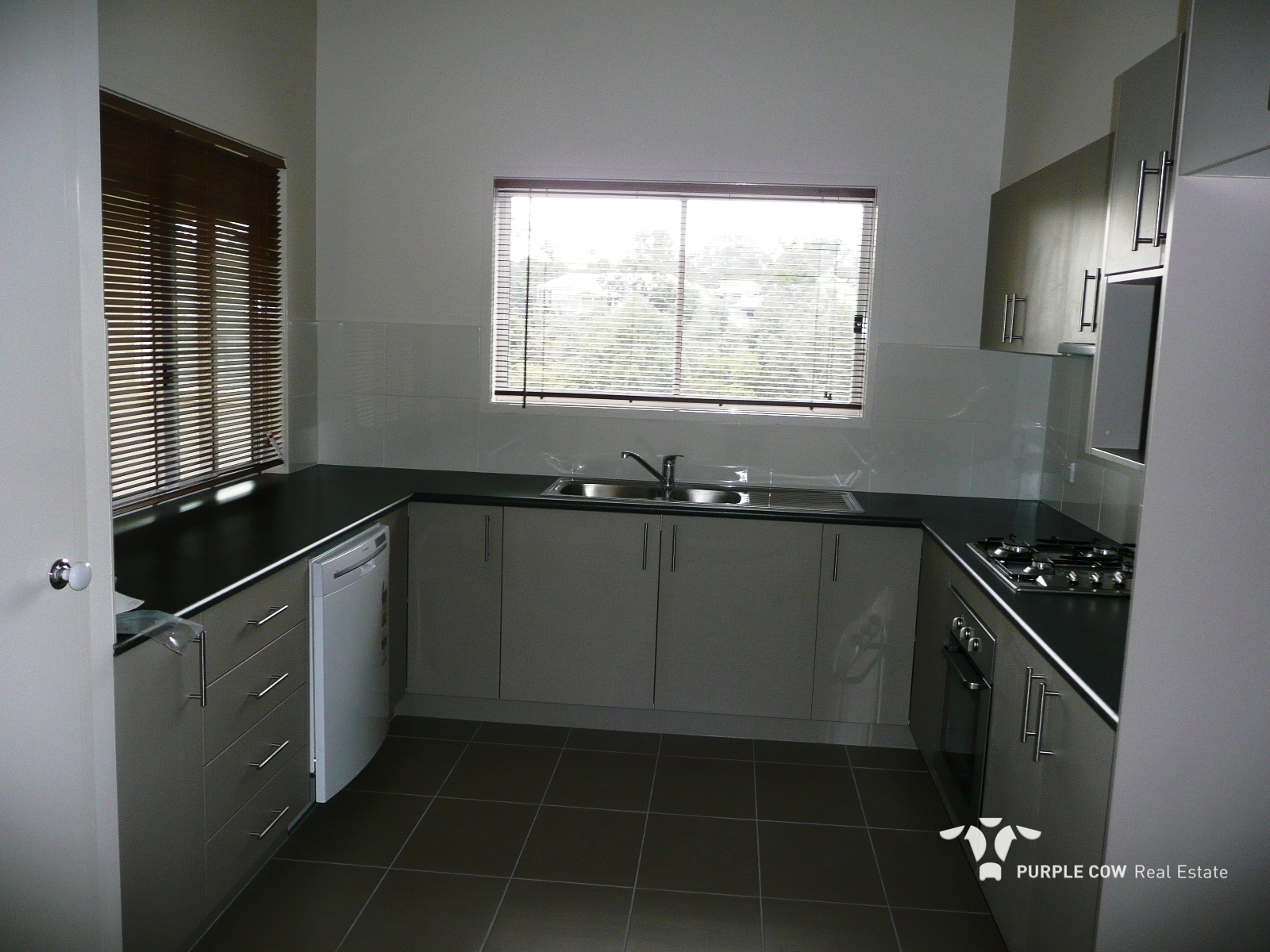Rental: Springfield, QLD, 4300 photo-2
