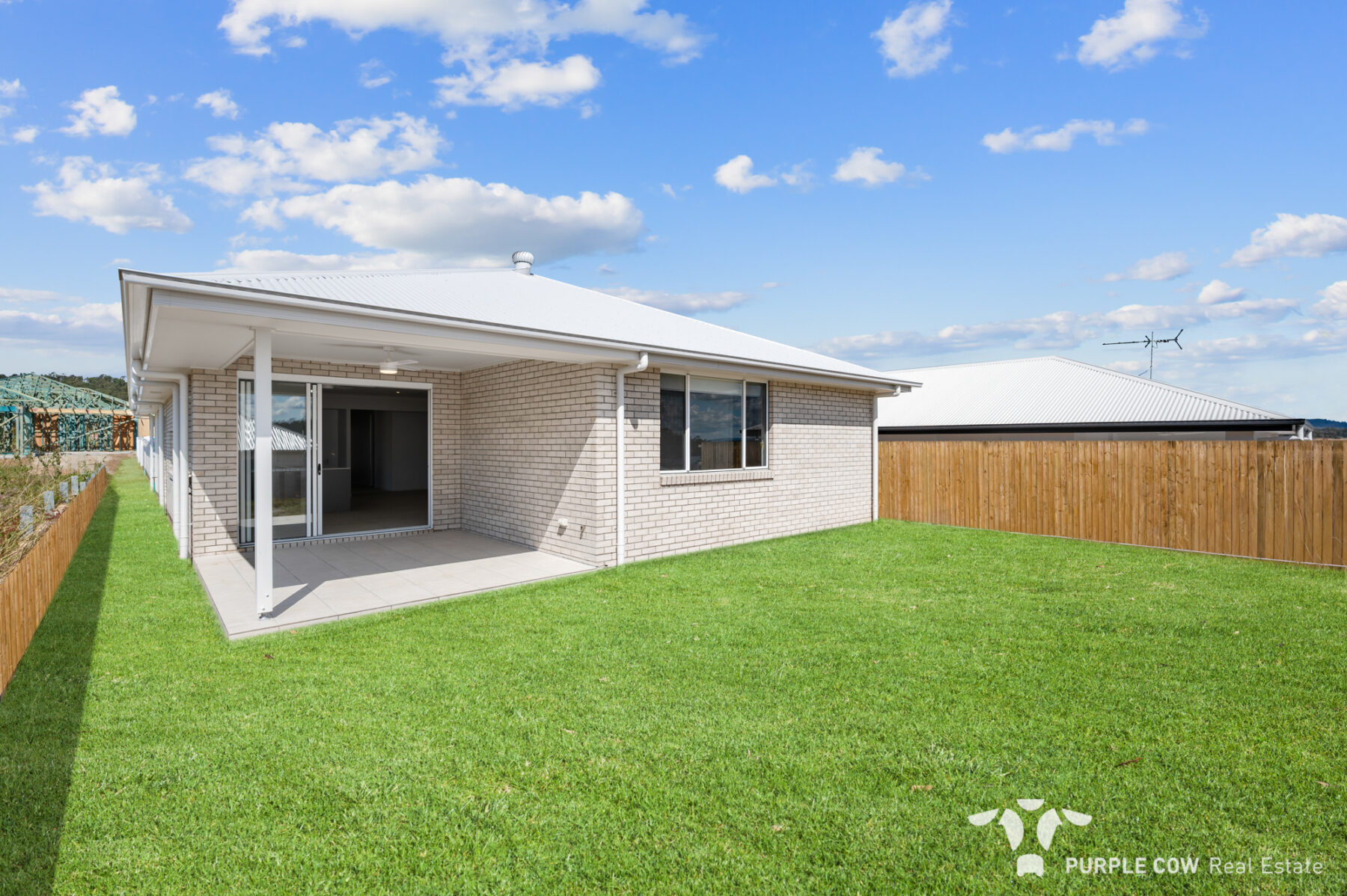 Rental: White Rock, QLD, 4306 photo-9