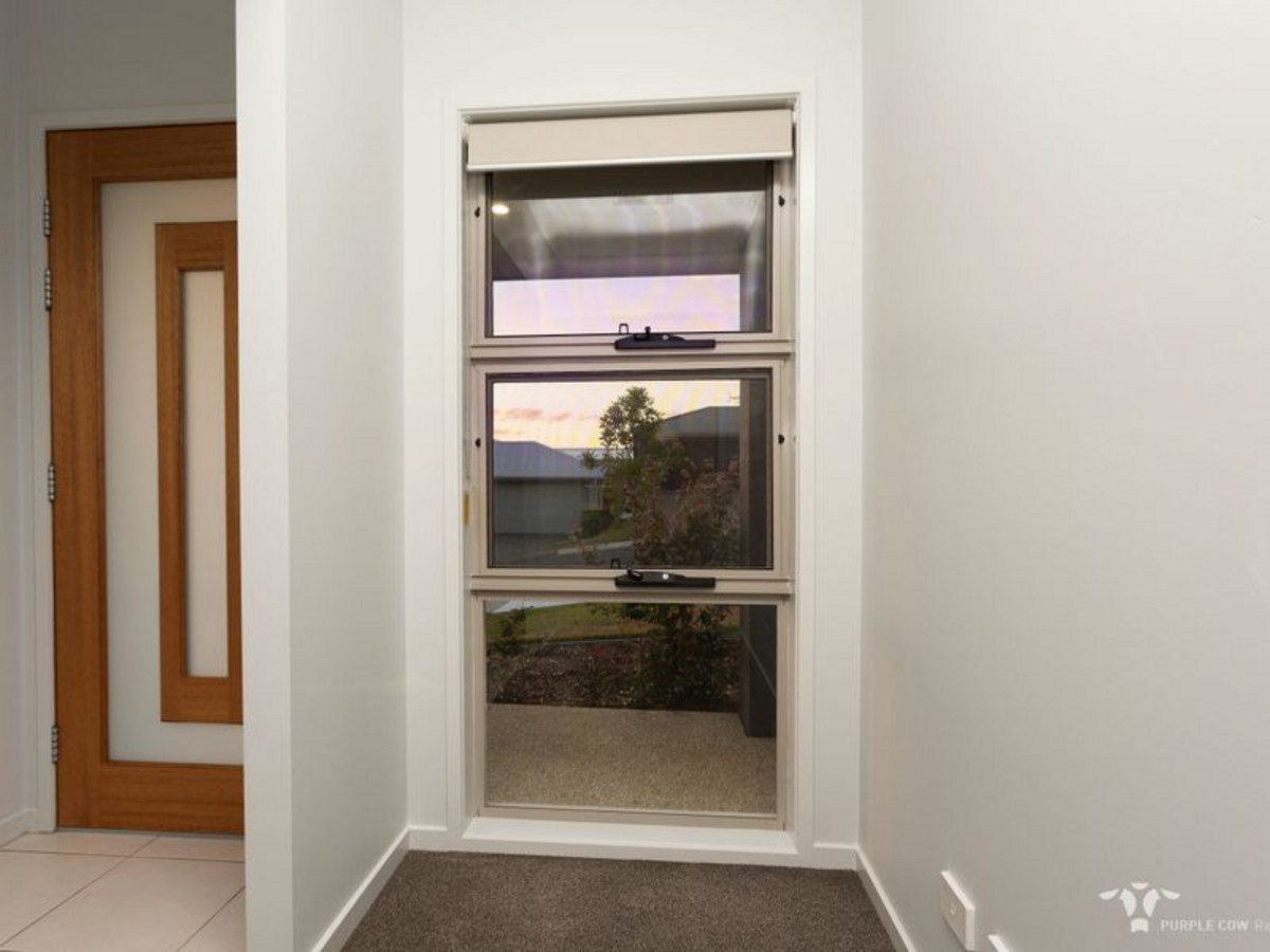 Rental: Springfield Lakes, QLD, 4300 photo-1