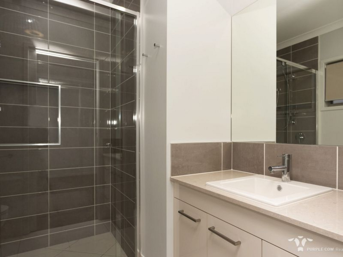 Rental: Springfield Lakes, QLD, 4300 photo-6