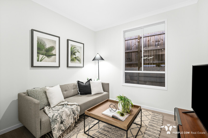 Rental: Spring Mountain, QLD, 4300 photo-11