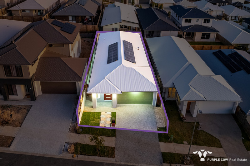 Rental: Spring Mountain, QLD, 4300 photo-17