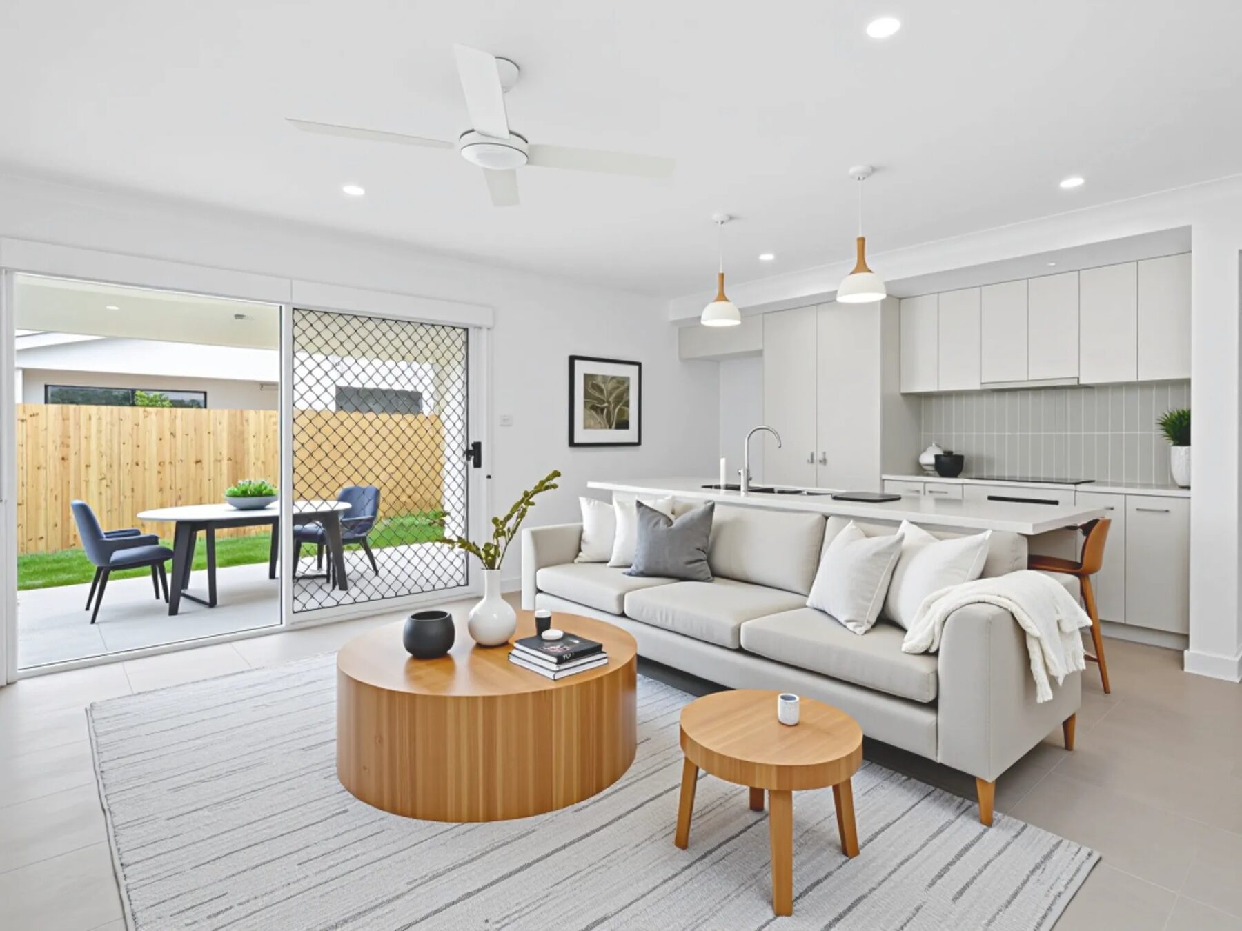 Rental: Plainland, QLD, 4341 photo-6