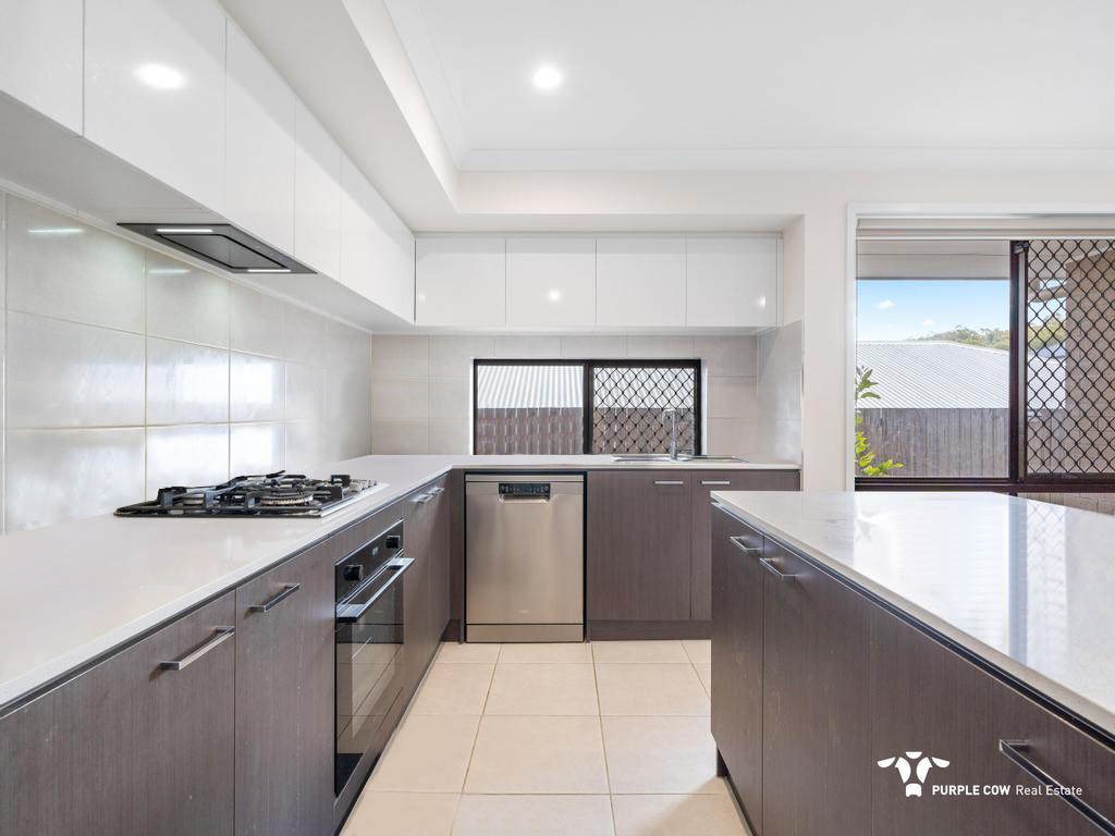 Rental: Spring Mountain, QLD, 4300 photo-3