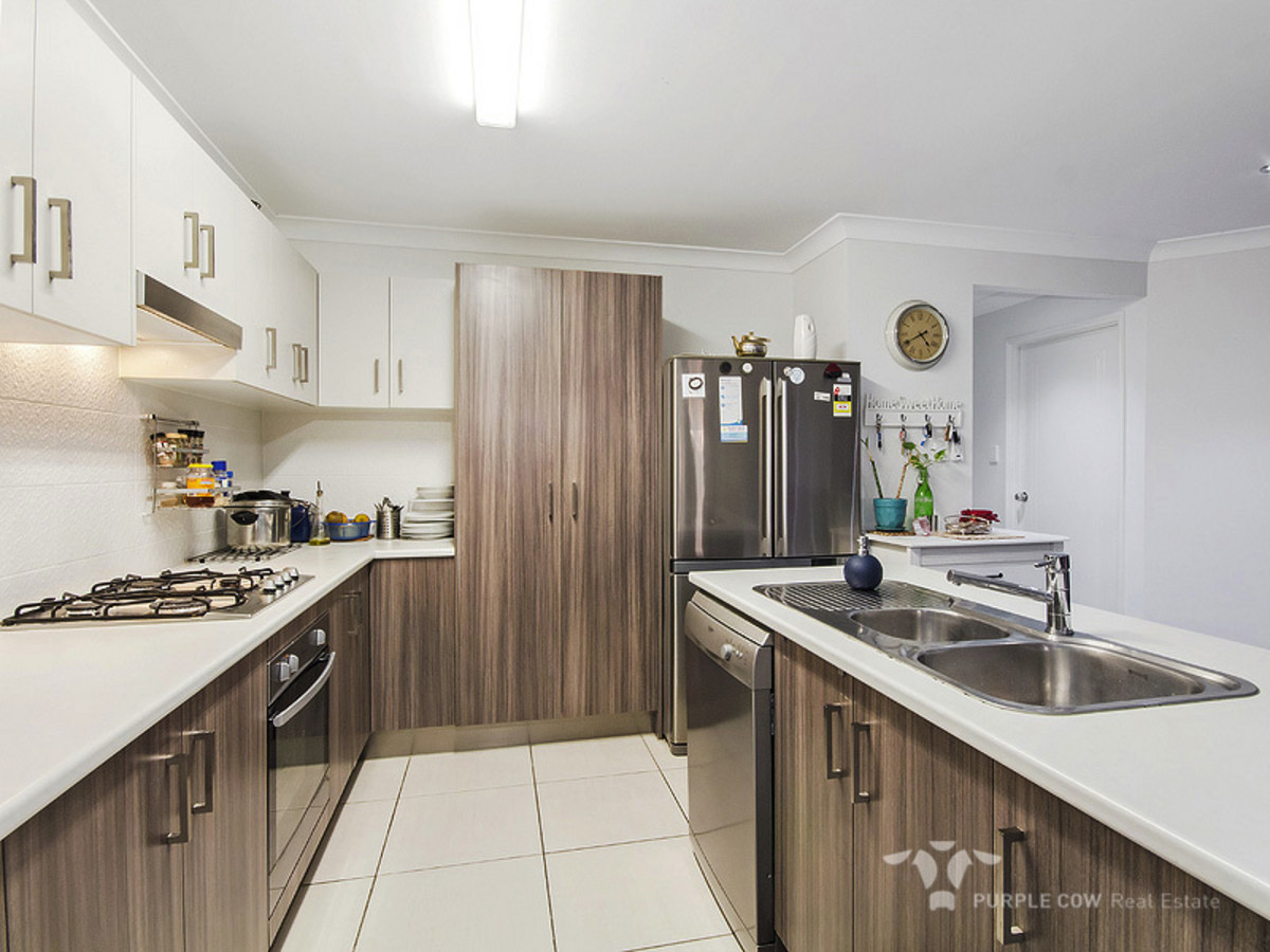 Rental: Springfield Lakes, QLD, 4300 photo-2