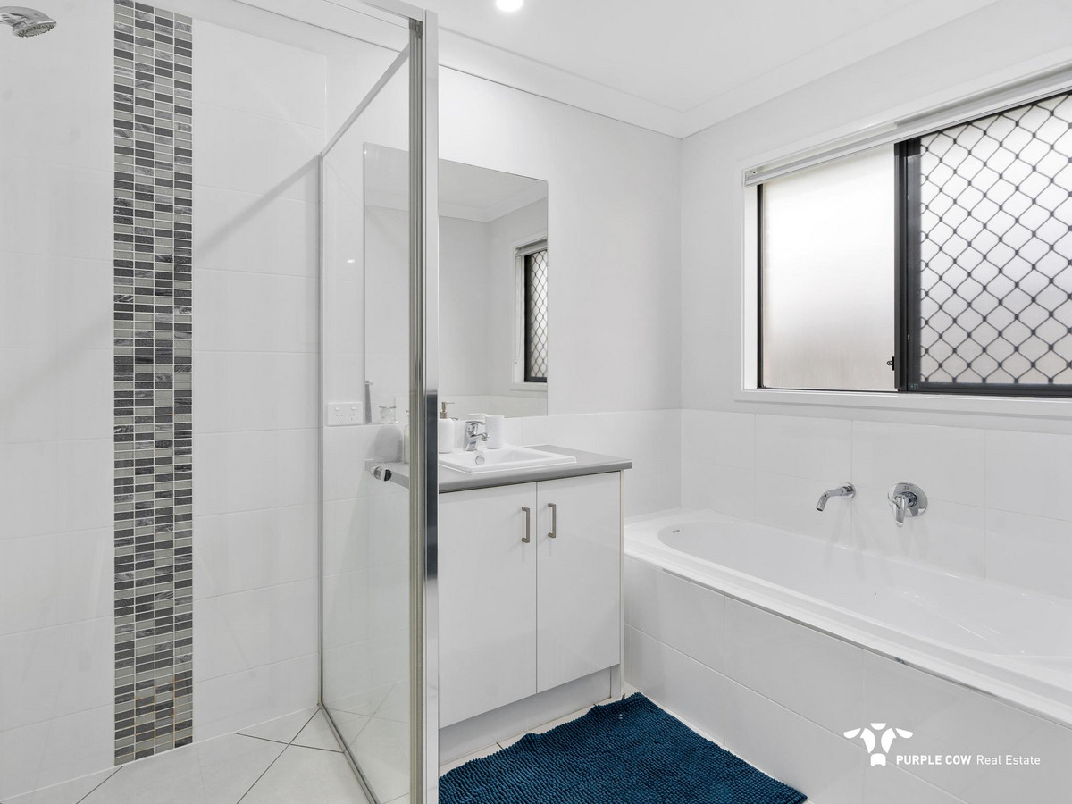 Rental: Karalee, QLD, 4306 photo-2