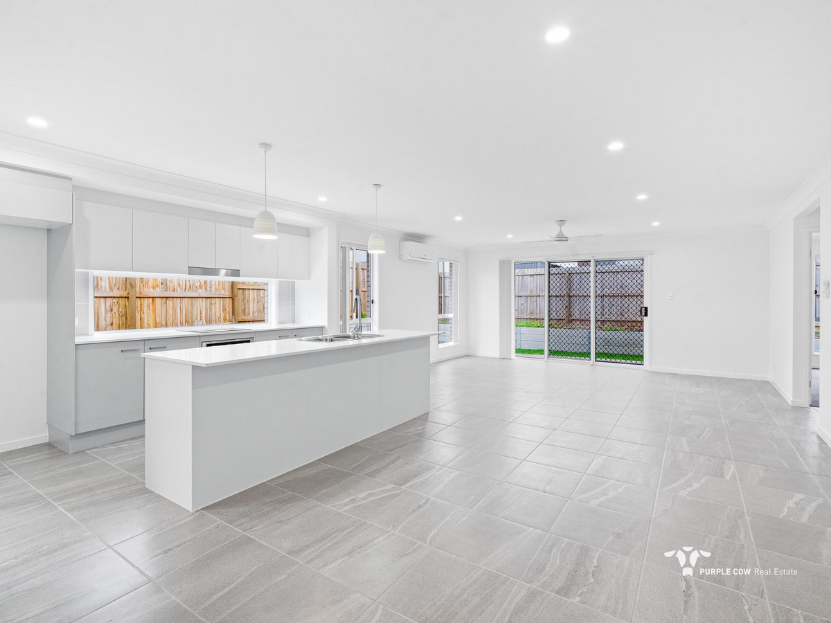 Rental: Plainland, QLD, 4341 photo-3