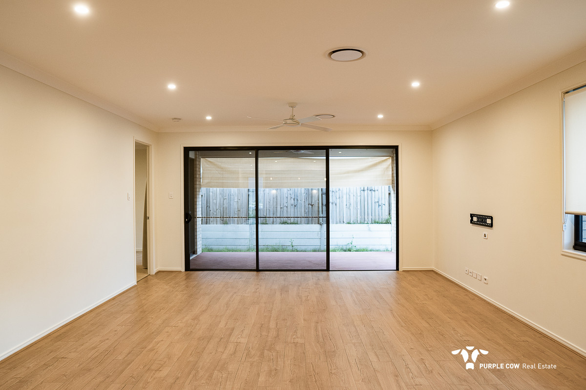 Rental: Spring Mountain, QLD, 4300 photo-3