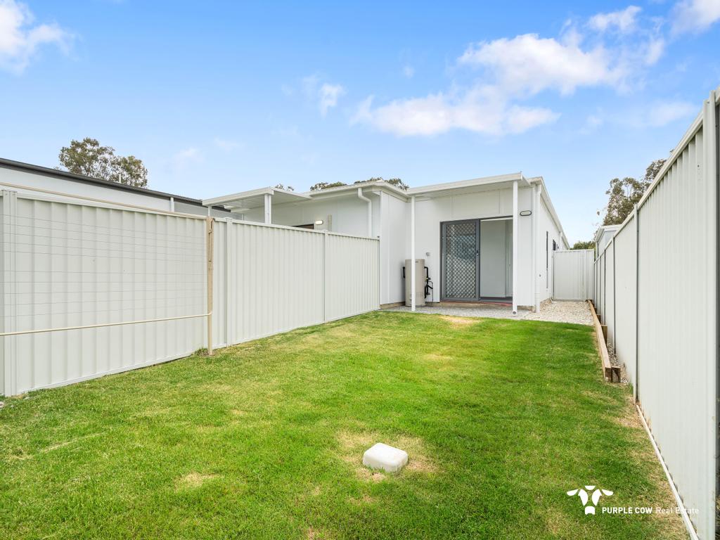 Rental: Redbank Plains, QLD, 4301 photo-5