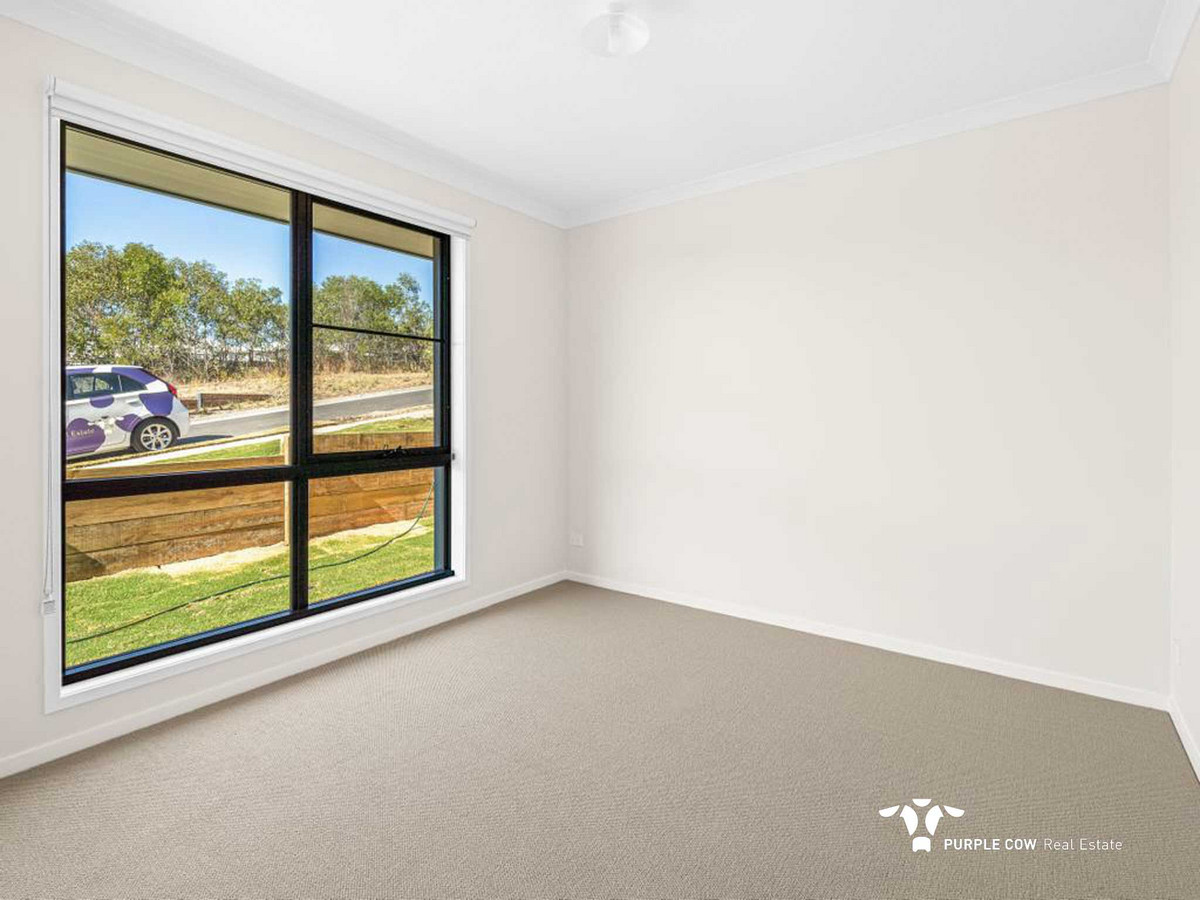 Rental: Bellbird Park, QLD, 4300 photo-4