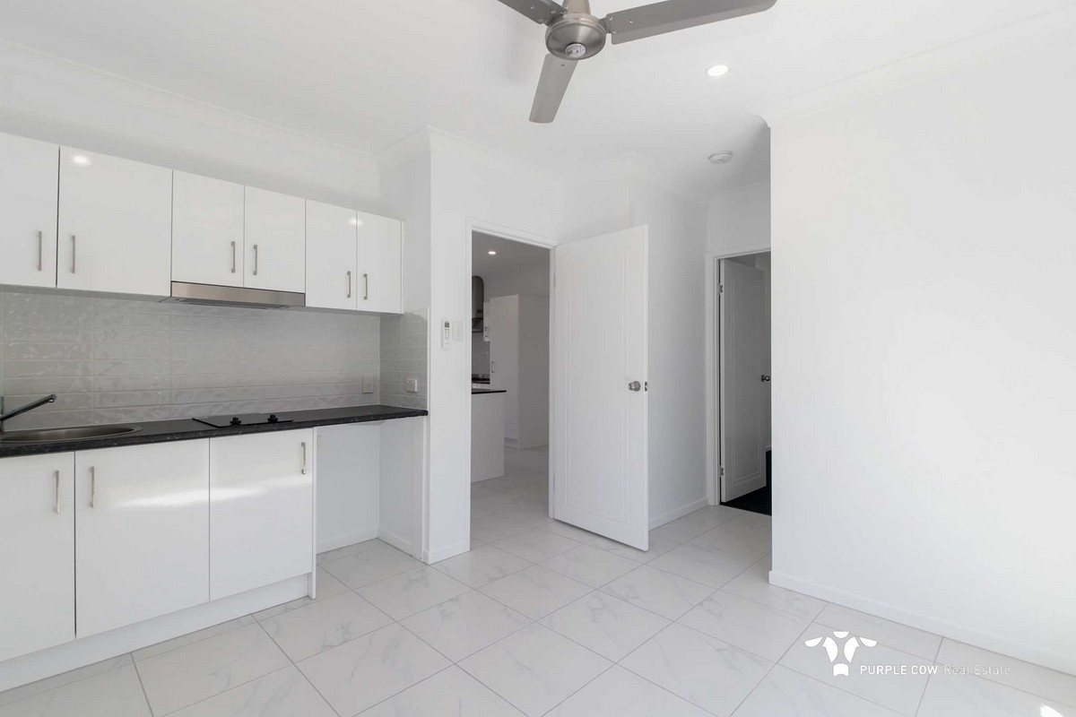 Rental: Spring Mountain, QLD, 4300 photo-10