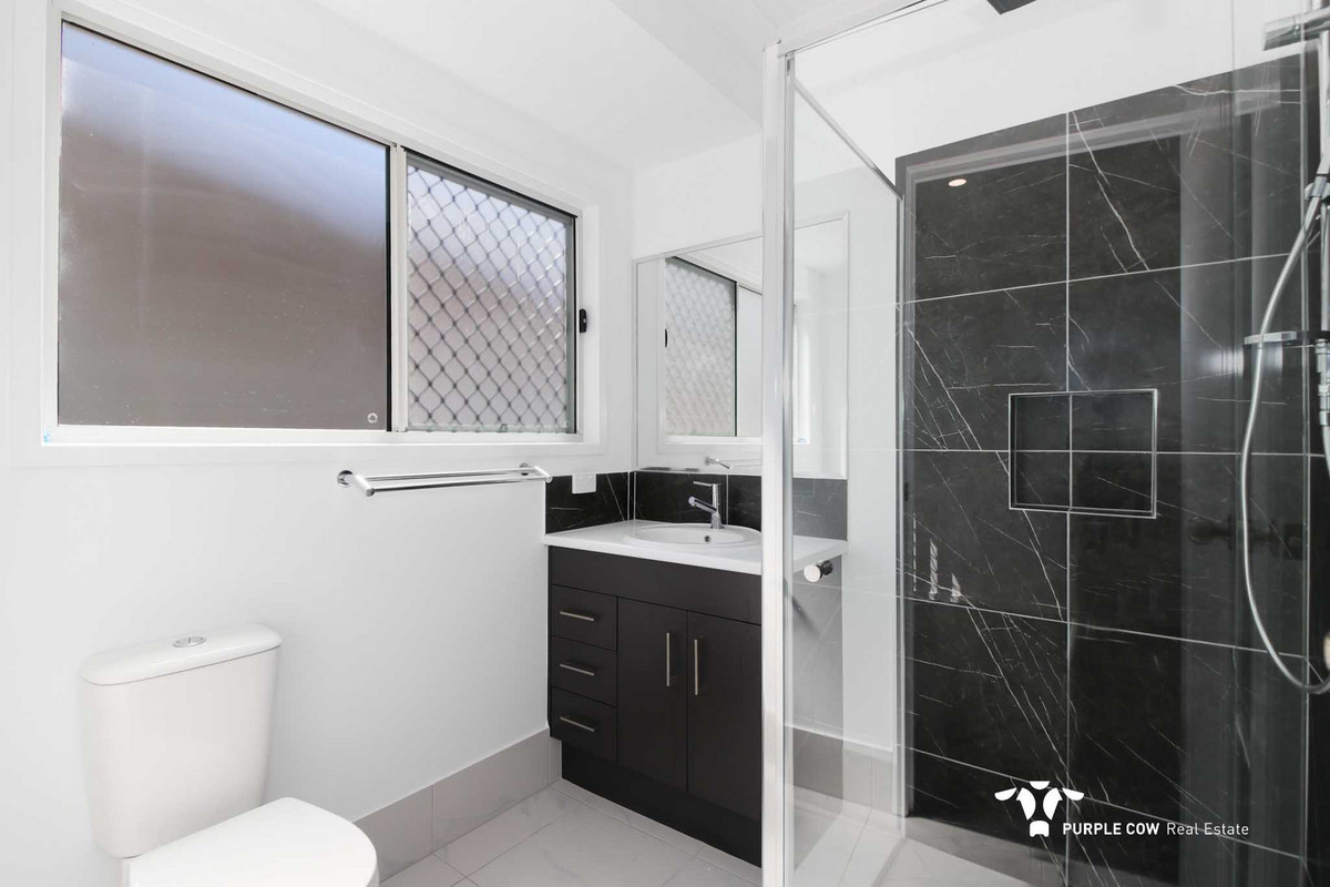 Rental: Spring Mountain, QLD, 4300 photo-9