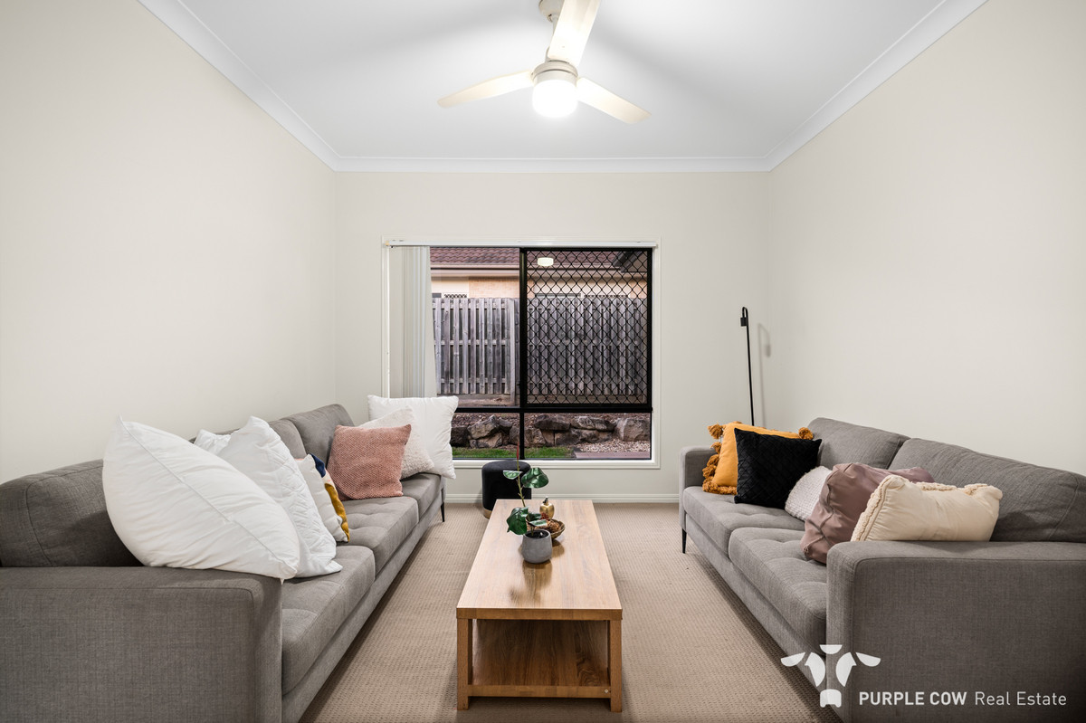 Rental: Redbank Plains, QLD, 4301 photo-3
