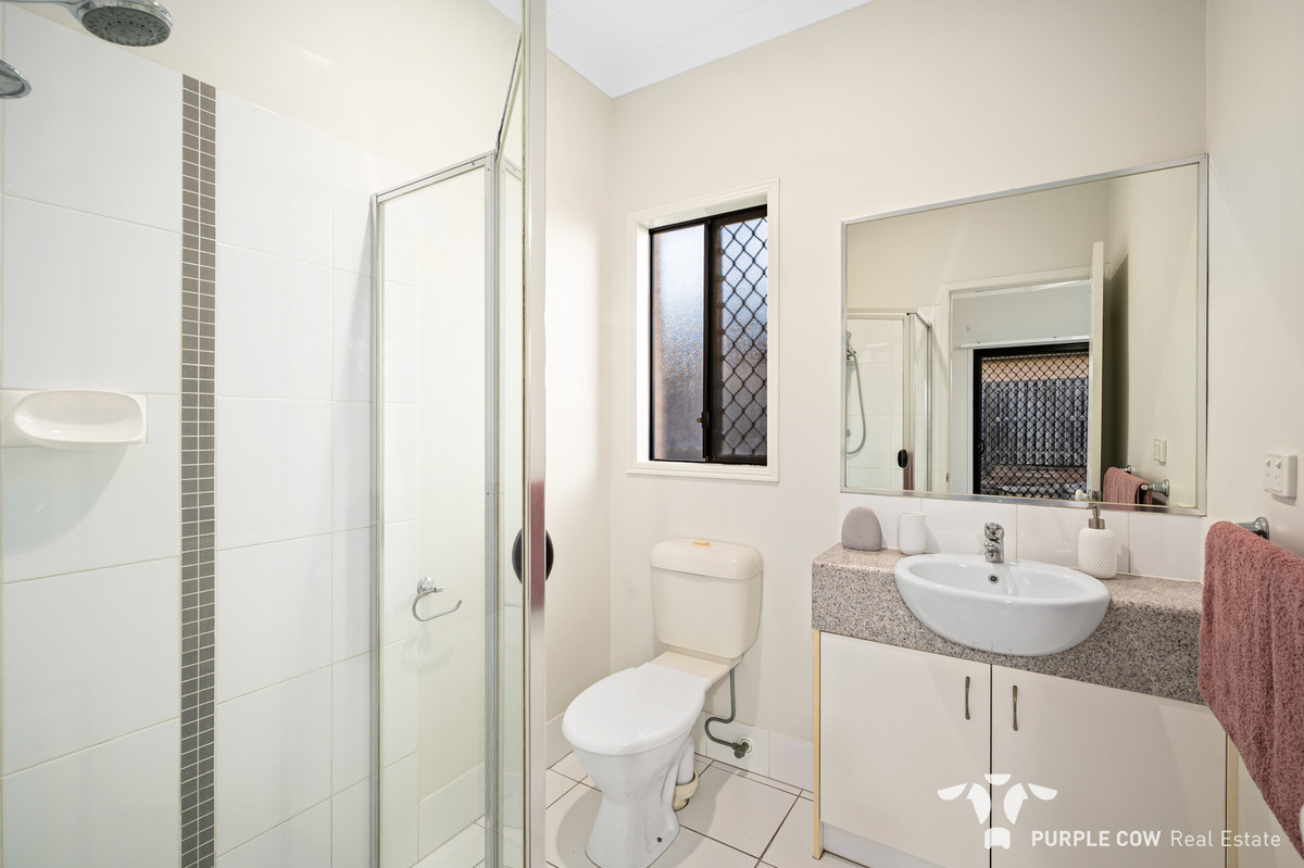 Rental: Redbank Plains, QLD, 4301 photo-6