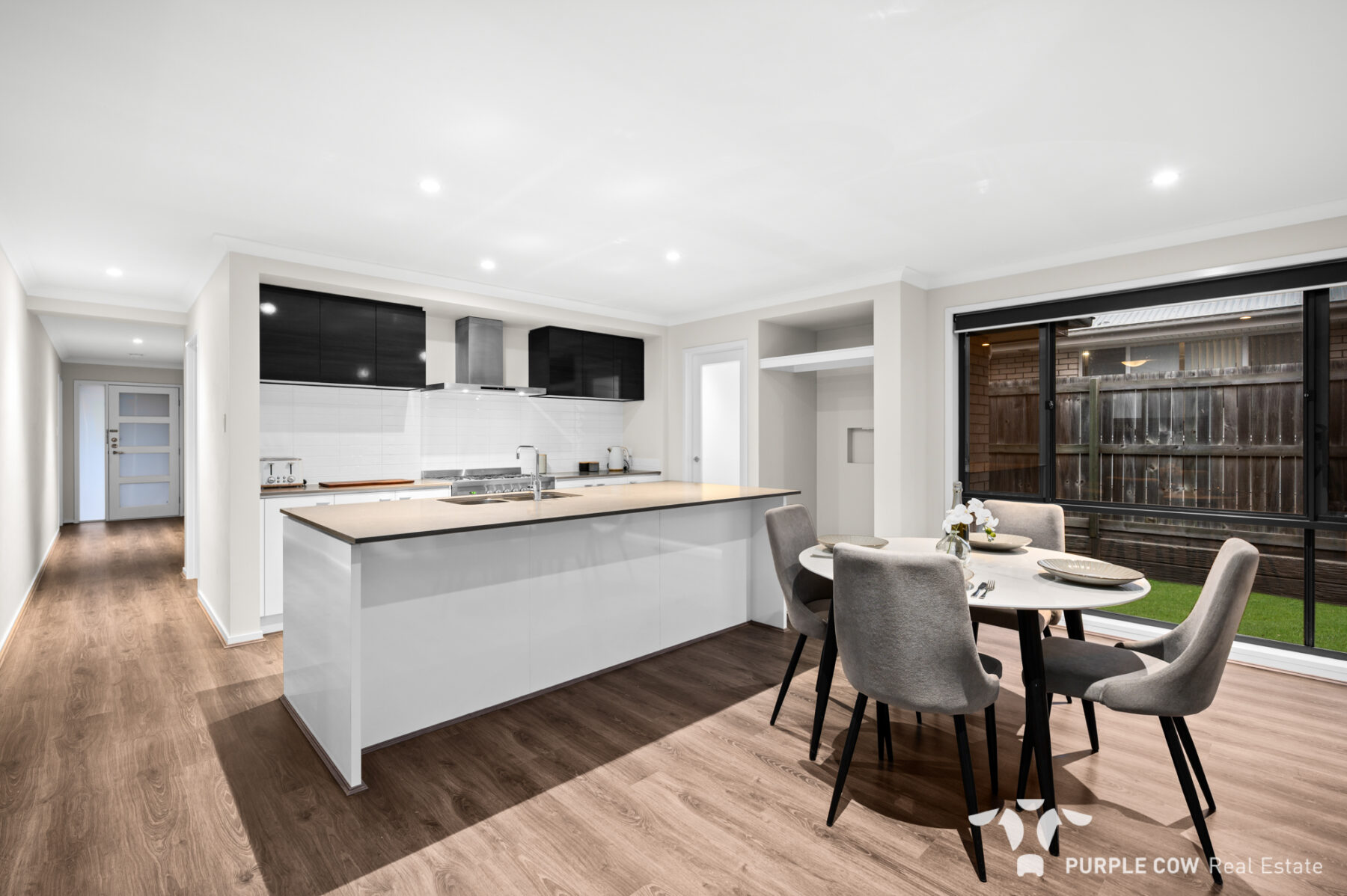 Rental: Greenbank, QLD, 4124 photo-10