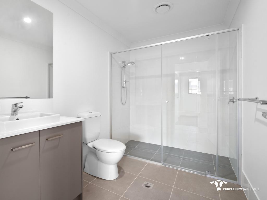 Rental: Plainland, QLD, 4341 photo-6