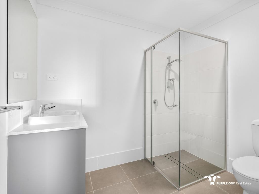 Rental: Plainland, QLD, 4341 photo-5