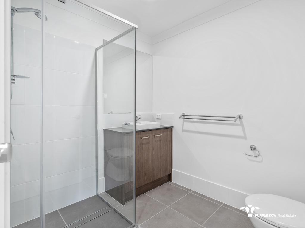Rental: Plainland, QLD, 4341 photo-4