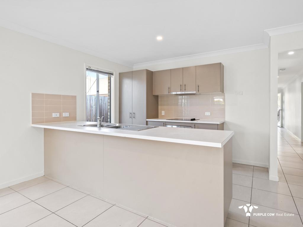 Rental: Leichhardt, QLD, 4305 photo-2
