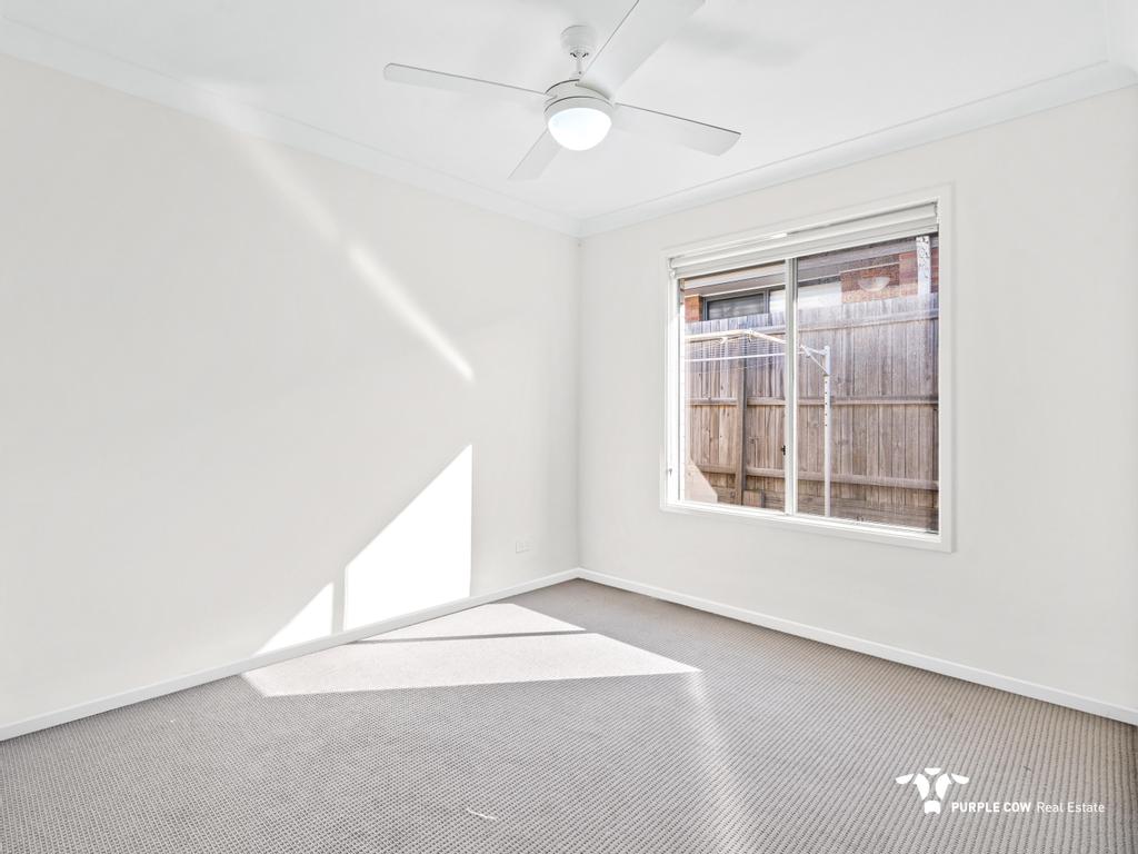 Rental: Leichhardt, QLD, 4305 photo-8