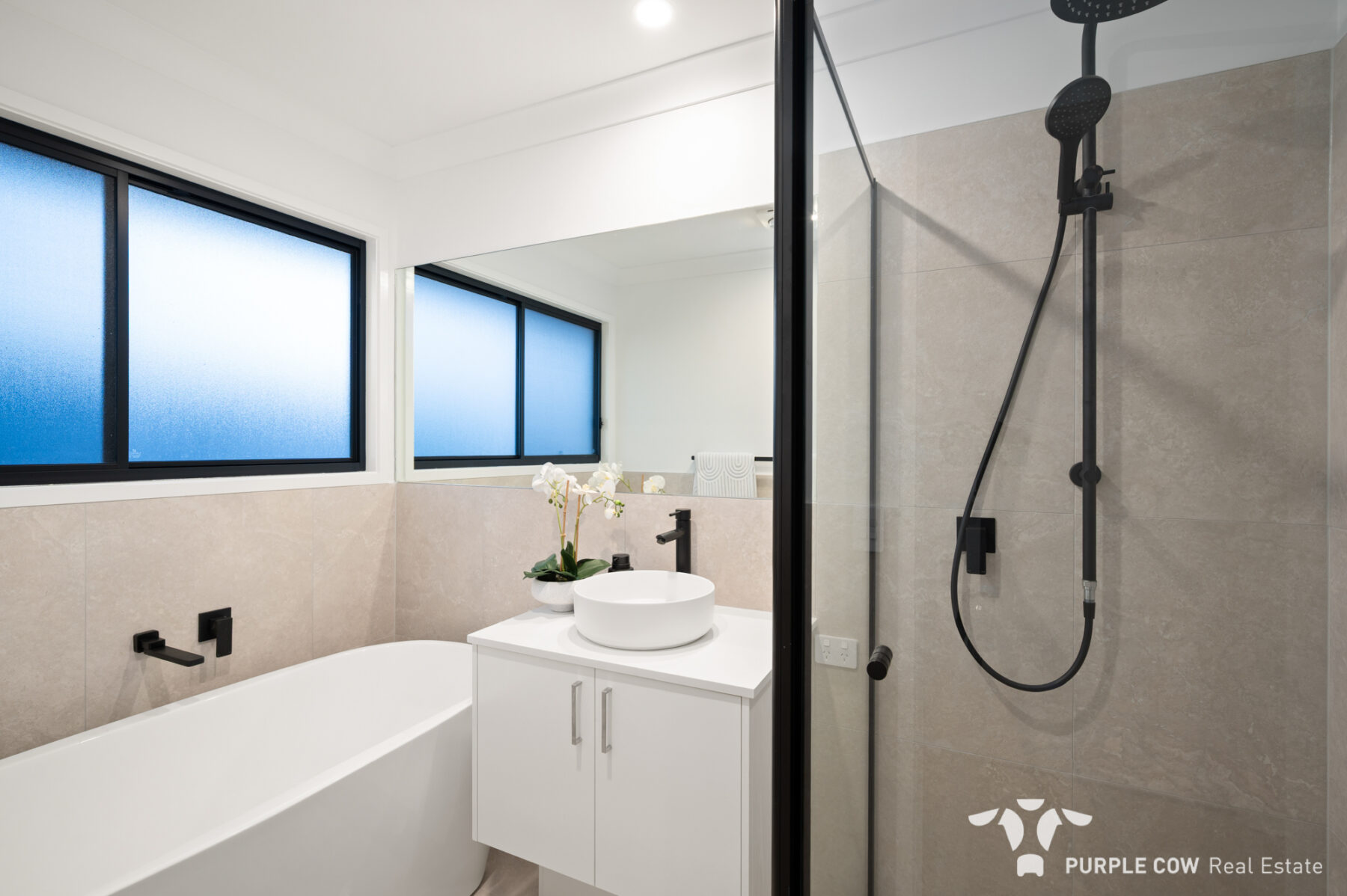 Rental: Spring Mountain, QLD, 4300 photo-5