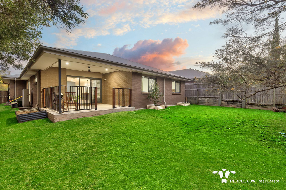 Rental: Redbank Plains, QLD, 4301 photo-12
