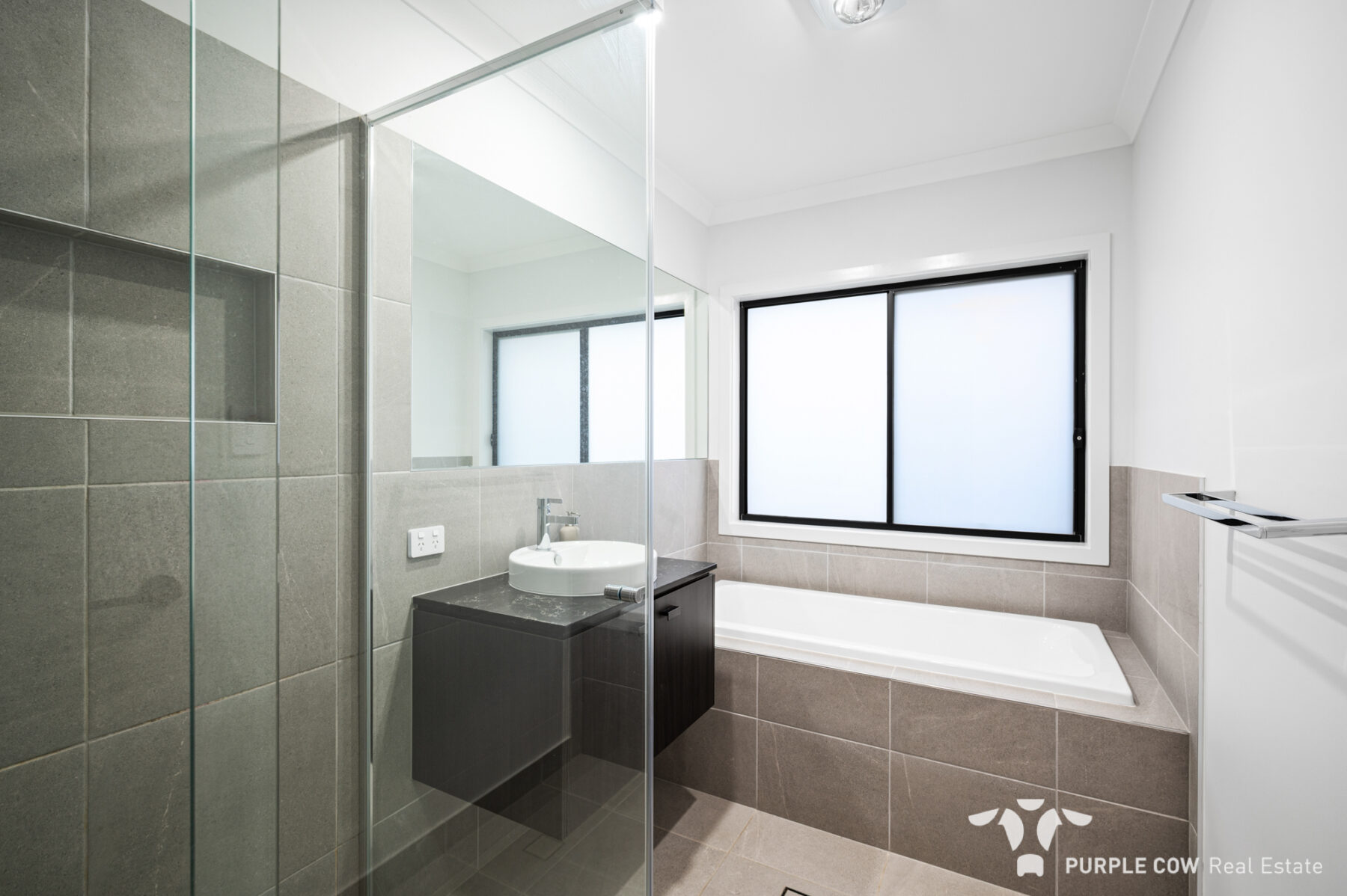 Property: 65 Jackson Chase, Logan Reserve, QLD, 4133 photo-6