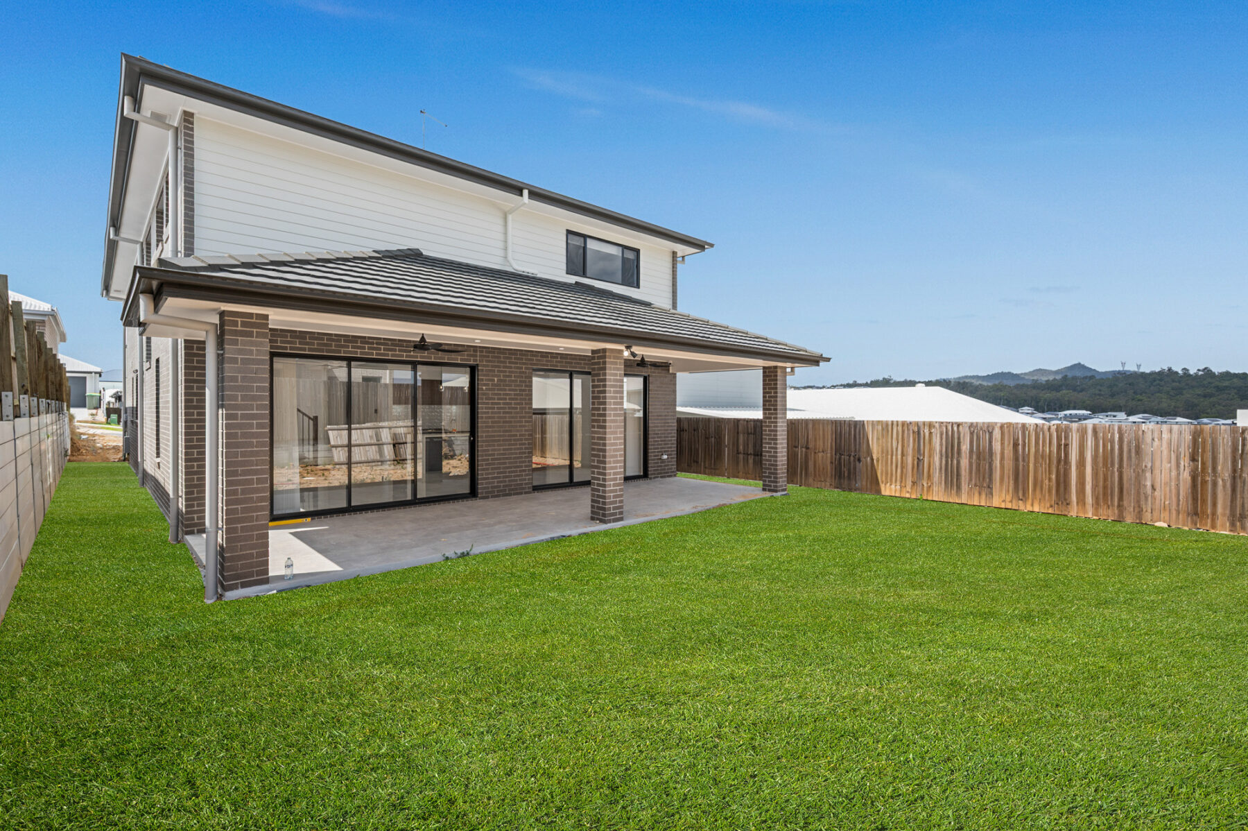 Rental: Spring Mountain, QLD, 4300 photo-15